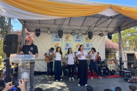 A cidade de Divino (MG) celebrou o Dia da Independência com um desfile