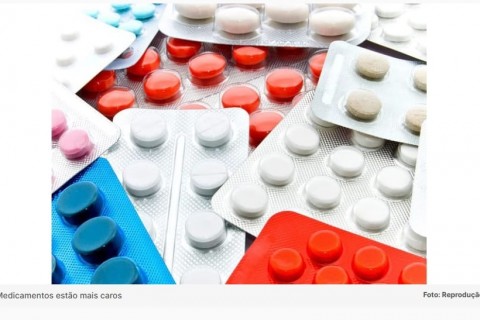 Uso de ibuprofeno e paracetamol é associado à resistência de bactérias aos antibióticos, diz estudo